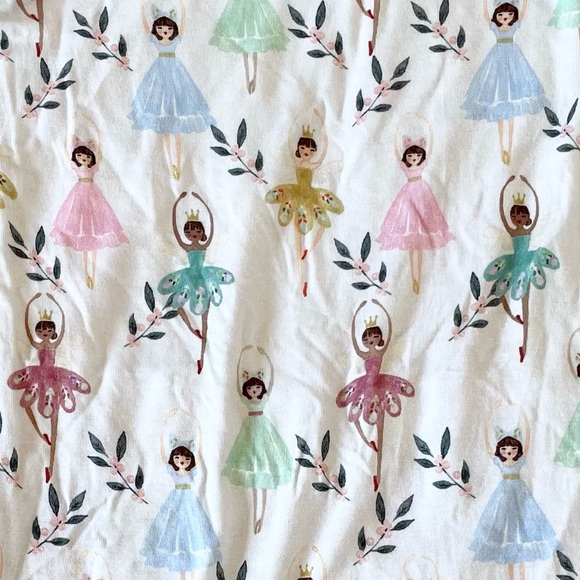 Posh Peanut Noel ruffled romper 3-6 months - Picture 2 of 4